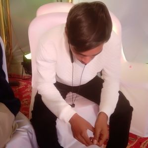 Meet your Posher, Azad